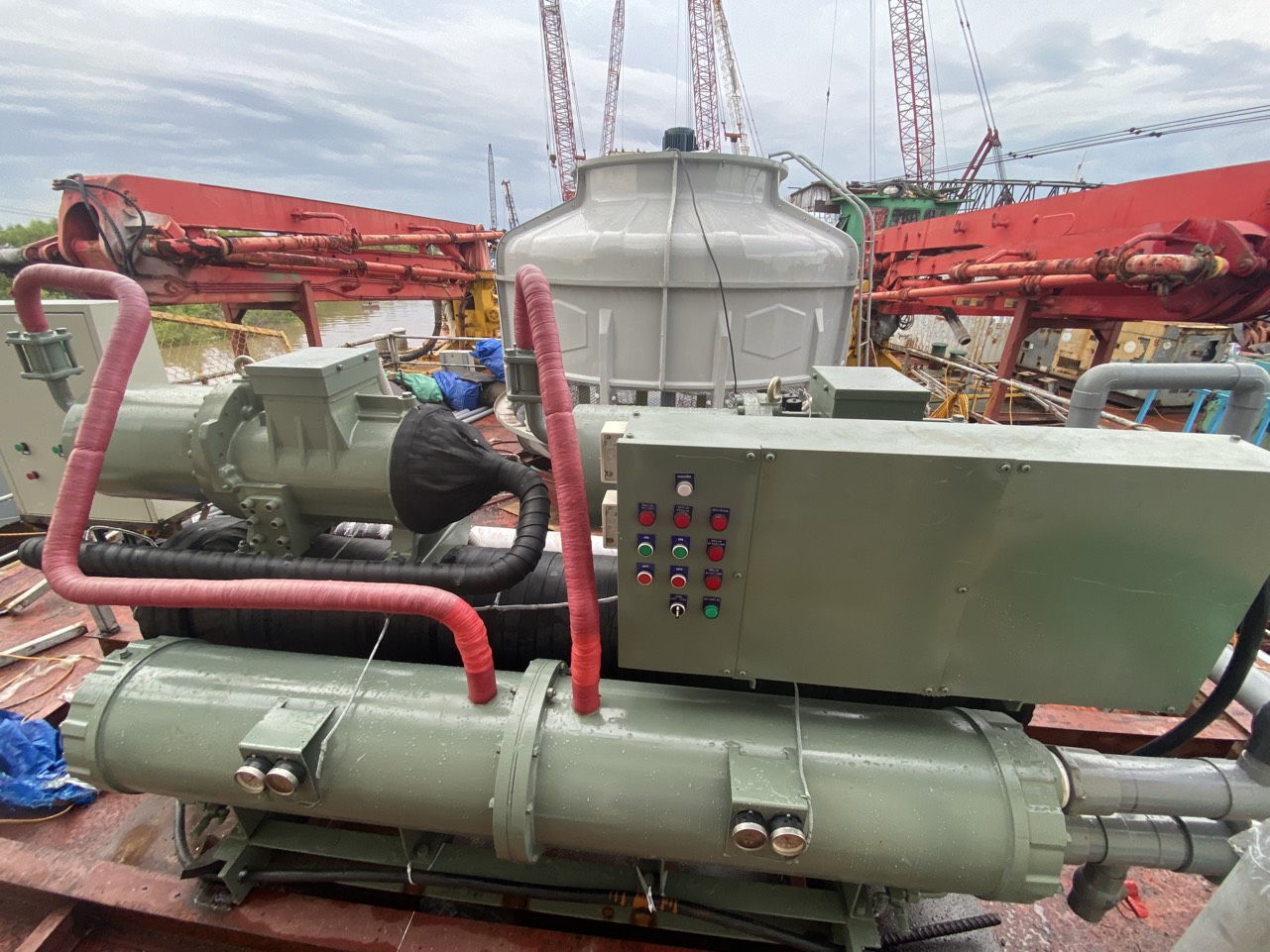 Chiller Hitachi Nhật Bãi 100Hp