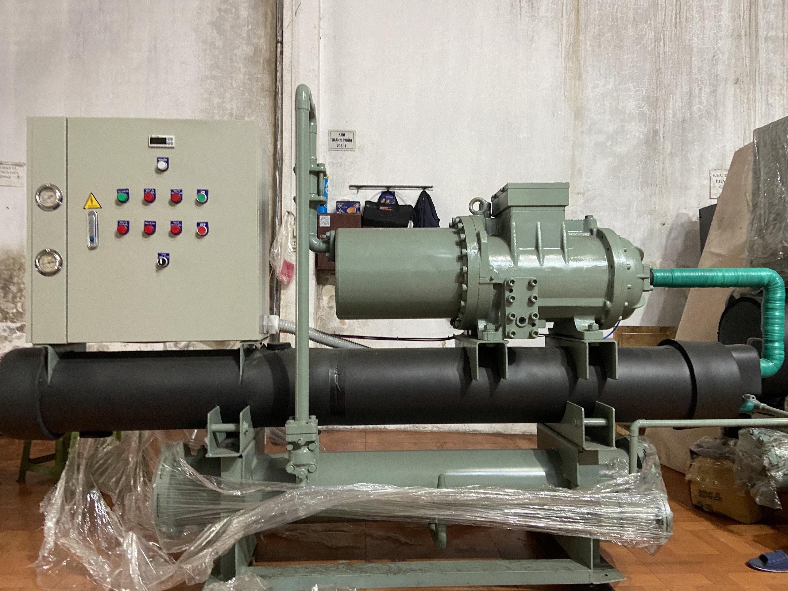 Chiller Hitachi Nhật Bãi 40Hp